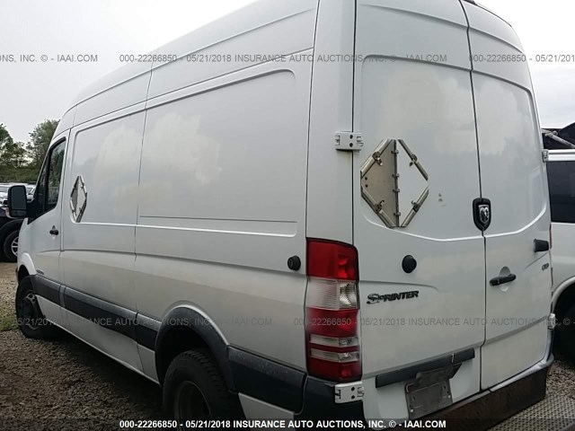 WD0PF045X85326526 - 2008 DODGE 3500 SPRINTER 3500 WHITE photo 3