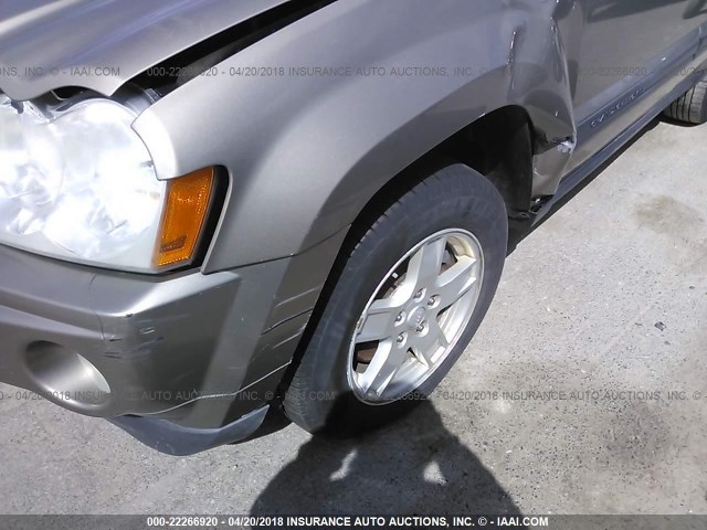 1J4GR48KX6C152080 - 2006 JEEP GRAND CHEROKEE LAREDO/COLUMBIA/FREEDOM 金色 照片 6