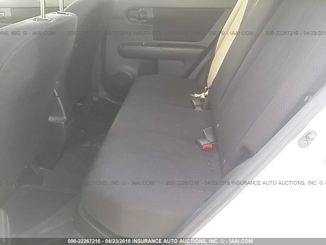 JTLZE4FE3A1103934 - 2010 TOYOTA SCION XB WHITE photo 8