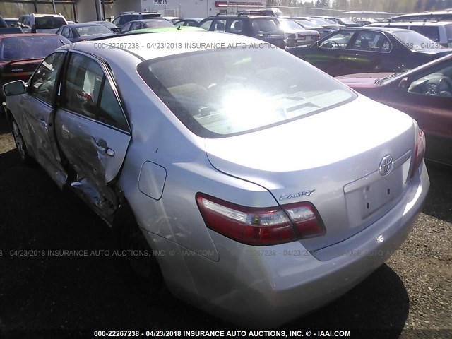 JTNBE46KX73094760 - 2007 TOYOTA CAMRY NEW GENERAT CE/LE/XLE/SE SILVER photo 3