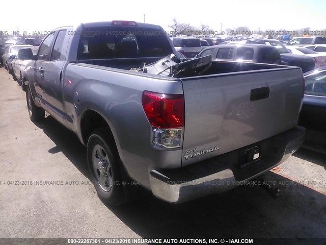 5TFUM5F10CX035328 - 2012 TOYOTA TUNDRA DOUBLE CAB SR5 GRAY photo 3