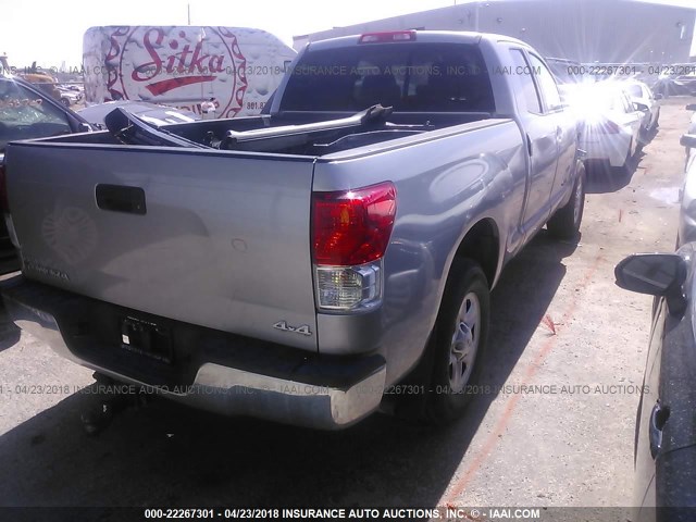 5TFUM5F10CX035328 - 2012 TOYOTA TUNDRA DOUBLE CAB SR5 GRAY photo 4