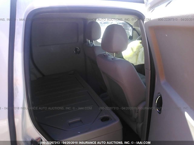 3GCDA25P07S634301 - 2007 CHEVROLET HHR PANEL LT WHITE photo 8