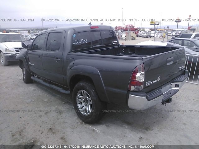 5TFJU4GN8CX023748 - 2012 TOYOTA TACOMA DOUBLE CAB PRERUNNER GRAY photo 3