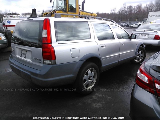 YV1SZ58D221048450 - 2002 VOLVO V70 XC SILVER photo 4