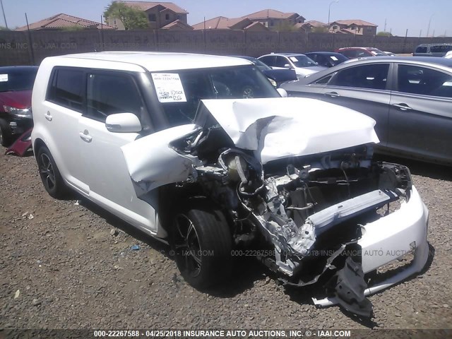 JTLZE4FE3B1129550 - 2011 TOYOTA SCION XB WHITE photo 1