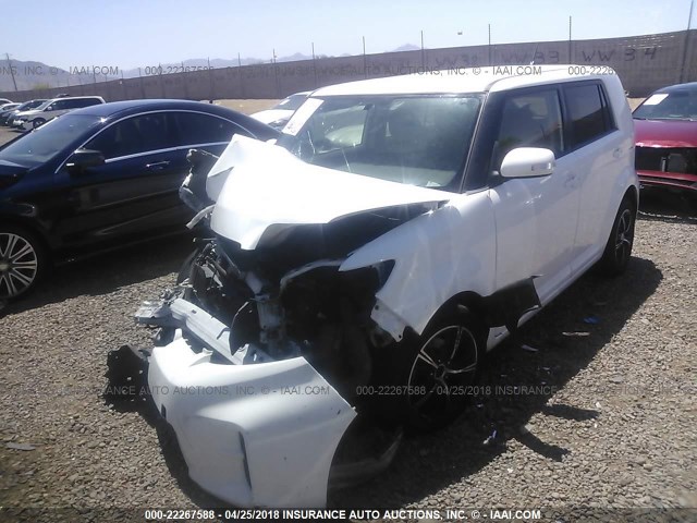 JTLZE4FE3B1129550 - 2011 TOYOTA SCION XB WHITE photo 2
