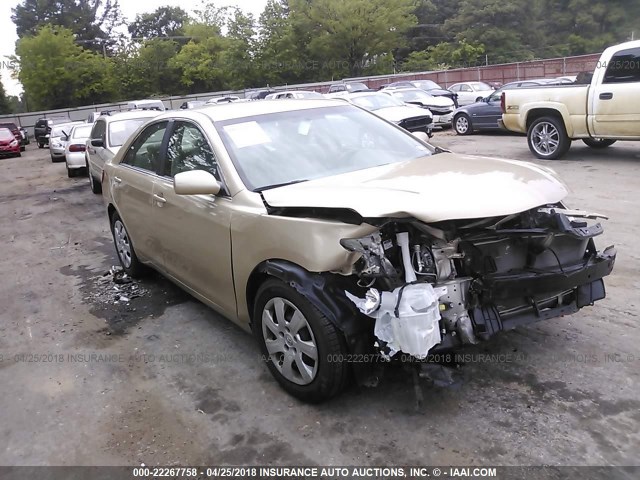 4T1BF3EK6BU609734 - 2011 TOYOTA CAMRY SE/LE/XLE GOLD photo 1