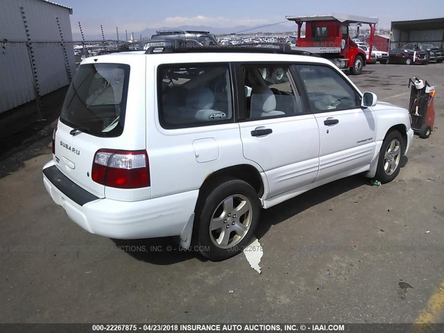 JF1SF65671H743934 - 2001 SUBARU FORESTER S WHITE photo 4