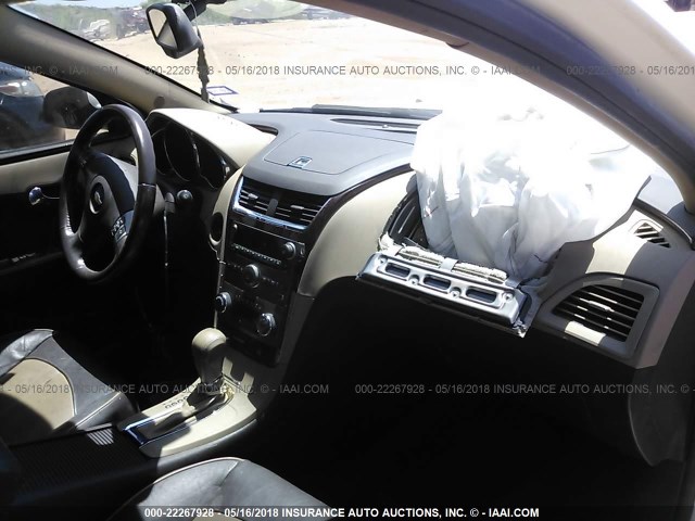 1G1ZE5E74BF390377 - 2011 CHEVROLET MALIBU LTZ WHITE photo 5