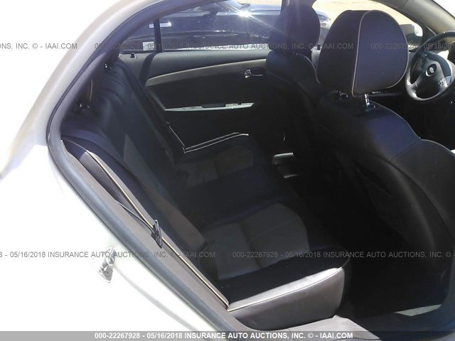 1G1ZE5E74BF390377 - 2011 CHEVROLET MALIBU LTZ WHITE photo 8