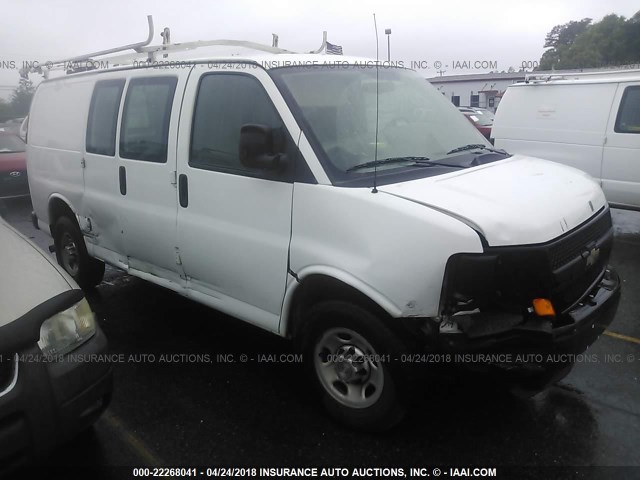 1GCWGFBA0B1162755 - 2011 CHEVROLET EXPRESS G2500  WHITE photo 1