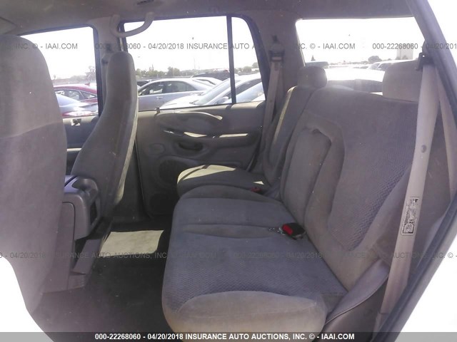 1FMRU15L91LB69871 - 2001 FORD EXPEDITION XLT WHITE photo 8