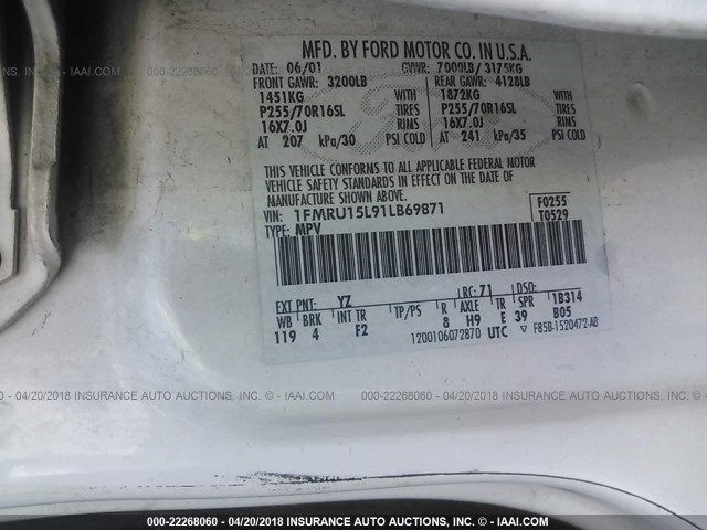 1FMRU15L91LB69871 - 2001 FORD EXPEDITION XLT WHITE photo 9