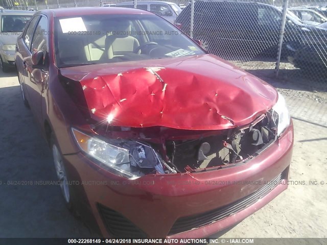 4T4BF1FK6ER356959 - 2014 TOYOTA CAMRY L/SE/LE/XLE RED photo 6