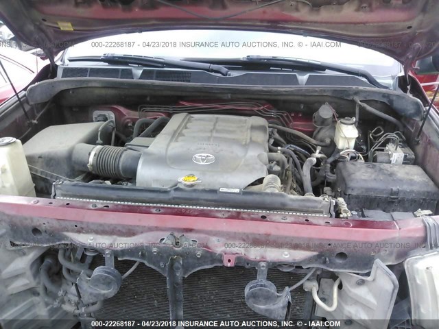 5TFEY5F14AX095120 - 2010 TOYOTA TUNDRA CREWMAX SR5 MAROON photo 10