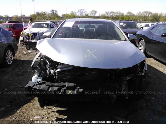 4T1BF1FK8HU304344 - 2017 TOYOTA CAMRY LE/XLE/SE/XSE SILVER photo 6