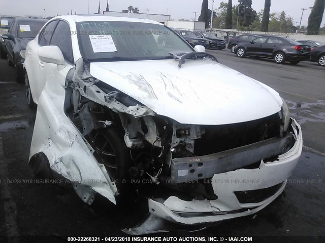 JTHBE262365005167 - 2006 LEXUS IS 350 WHITE photo 1