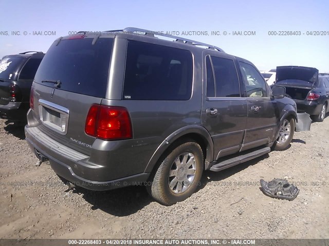 5LMFU28R54LJ08849 - 2004 LINCOLN NAVIGATOR GRAY photo 4