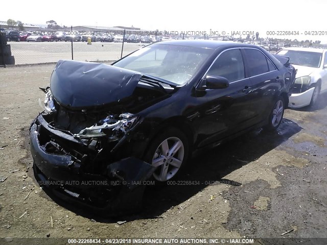 4T1BF1FK5CU162494 - 2012 TOYOTA CAMRY SE/LE/XLE 黑色 照片 2