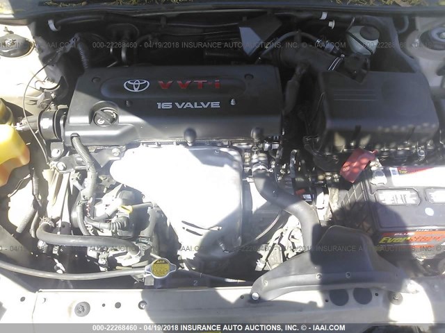 JTDBE32K840264955 - 2004 TOYOTA CAMRY LE/XLE GOLD photo 10