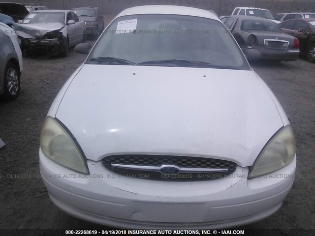 1FAFP5220YA197328 - 2000 FORD TAURUS LX WHITE photo 6