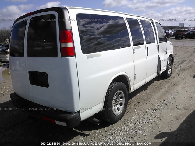 1GNSHBF46B1128903 - 2011 CHEVROLET EXPRESS G1500 LS WHITE photo 4