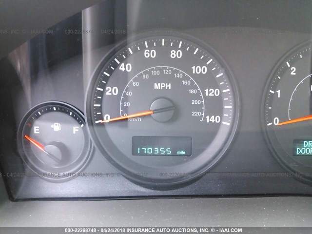 1J4GS48K75C526096 - 2005 JEEP GRAND CHEROKEE LAREDO/COLUMBIA/FREEDOM 棕色 照片 7