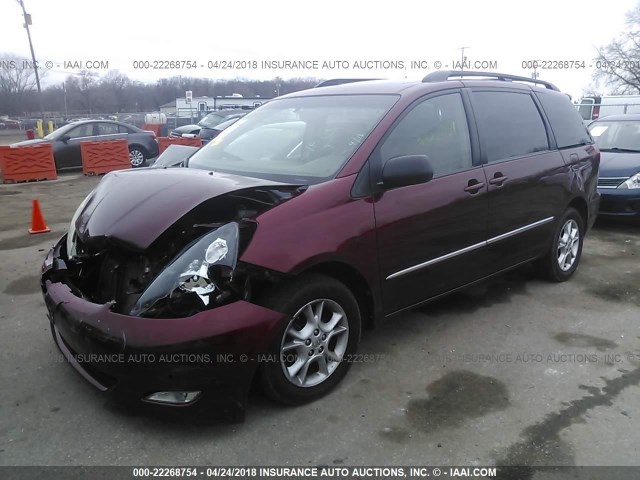 5TDBA22C26S055998 - 2006 TOYOTA SIENNA XLE/XLE LIMITED RED photo 2