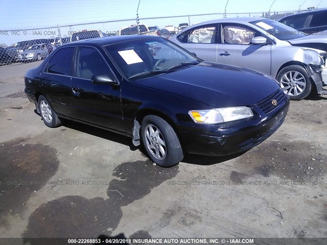 JT2BF22K8V0075787 - 1997 TOYOTA CAMRY LE/XLE BLACK photo 1