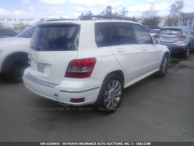 WDCGG5GB3BF671493 - 2011 MERCEDES-BENZ GLK 350 WHITE photo 4