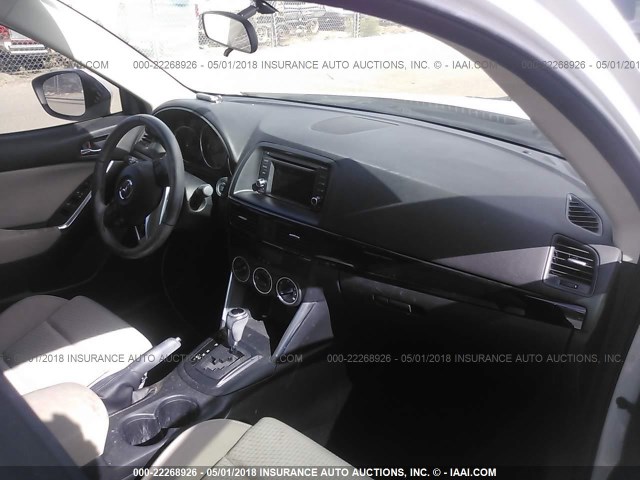 JM3KE2CE7D0134191 - 2013 MAZDA CX-5 TOURING WHITE photo 5