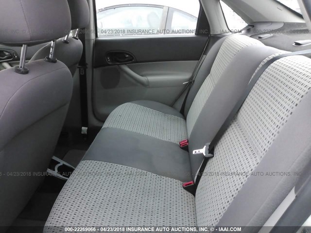 1FAFP34N57W284140 - 2007 FORD FOCUS ZX4/S/SE/SES 白色 照片 8