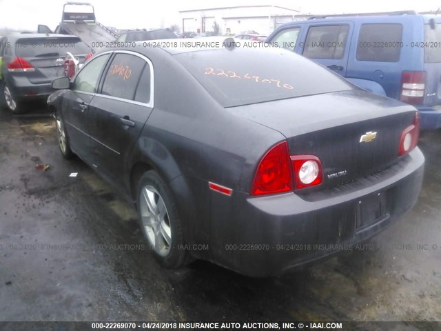 1G1ZB5E06CF373982 - 2012 CHEVROLET MALIBU LS 灰色 照片 3