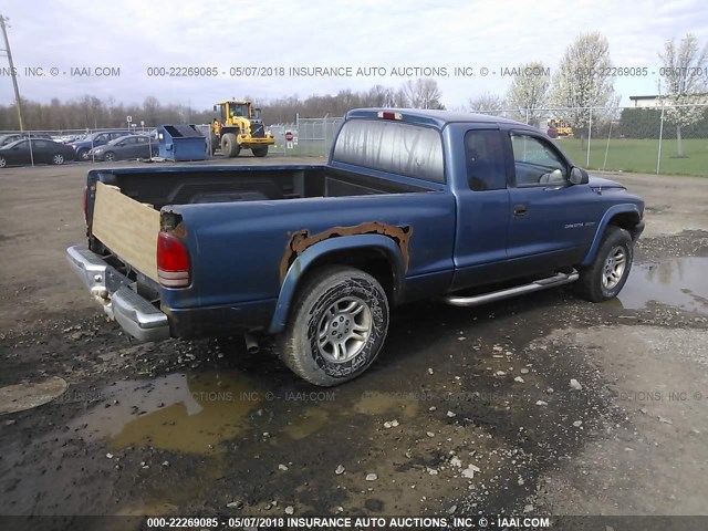 1B7GG32N92S638338 - 2002 DODGE DAKOTA SPORT/RT BLUE photo 4