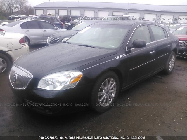 1G4HJ5EM1BU109678 - 2011 BUICK LUCERNE CXL BLACK photo 2