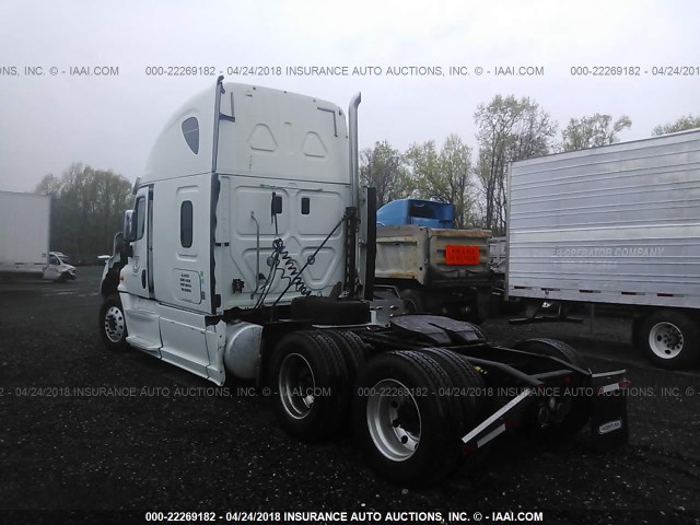 3AKJGLD64ESFN8195 - 2014 FREIGHTLINER CASCADIA 125  WHITE photo 3