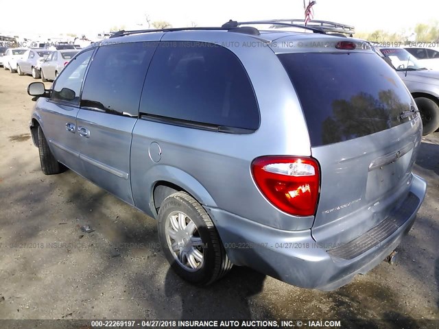 2C4GP54L25R176556 - 2005 CHRYSLER TOWN & COUNTRY TOURING BLUE photo 3