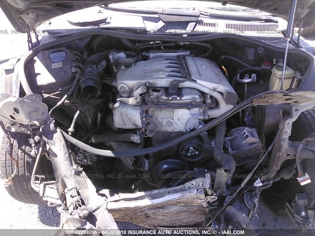 WVGZG77L06D015199 - 2006 VOLKSWAGEN TOUAREG 3.2 GRAY photo 10