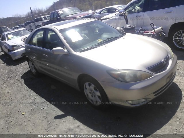 4T1BE32K93U742206 - 2003 TOYOTA CAMRY LE/XLE/SE GOLD photo 1