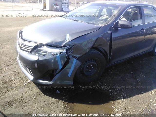 4T1BF1FK4DU719686 - 2013 TOYOTA CAMRY L/SE/LE/XLE 灰色 照片 6