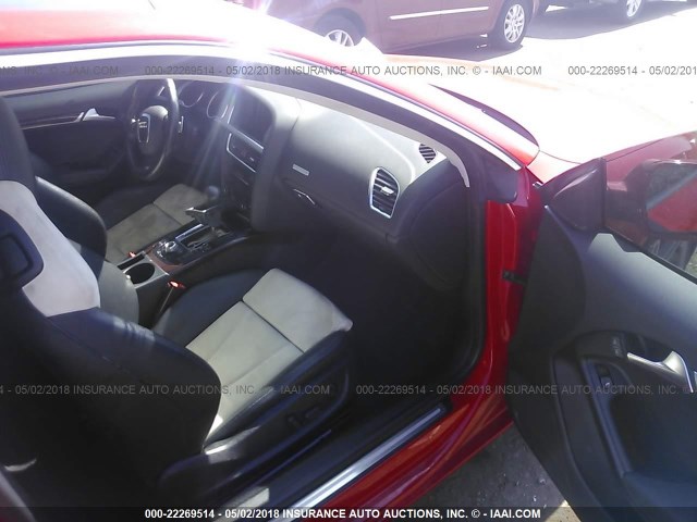 WAULFAFR0AA046590 - 2010 AUDI A5 PREMIUM PLUS RED photo 5