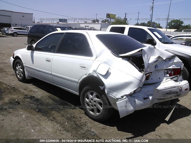 4T1BG22K91U836555 - 2001 TOYOTA CAMRY CE/LE/XLE WHITE photo 3