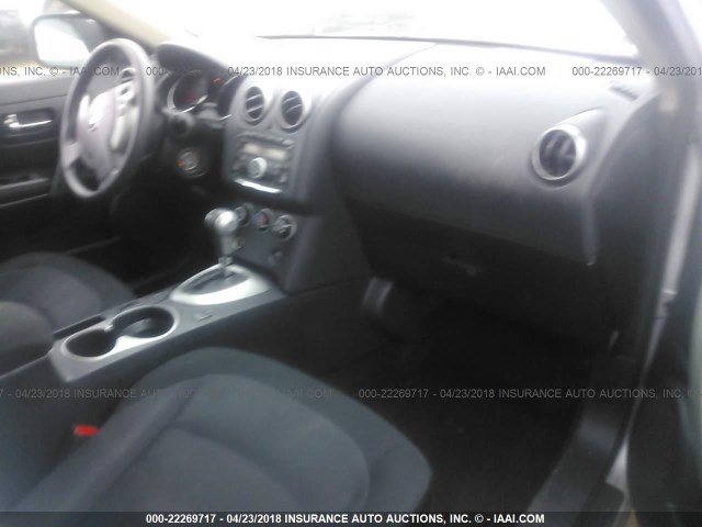 JN8AS5MV1DW613947 - 2013 NISSAN ROGUE S/SV SILVER photo 5