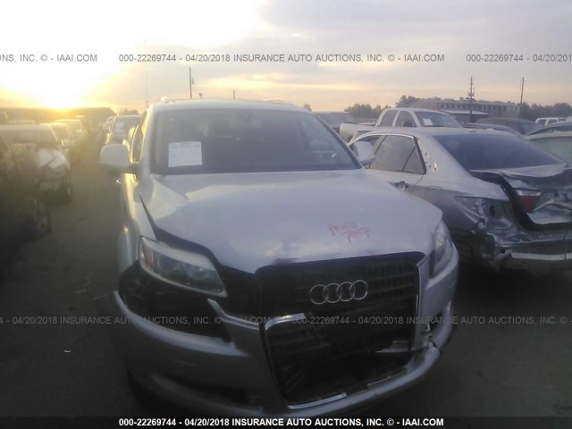 WA1BY74L58D038918 - 2008 AUDI Q7 3.6 QUATTRO PREMIUM SILVER photo 6