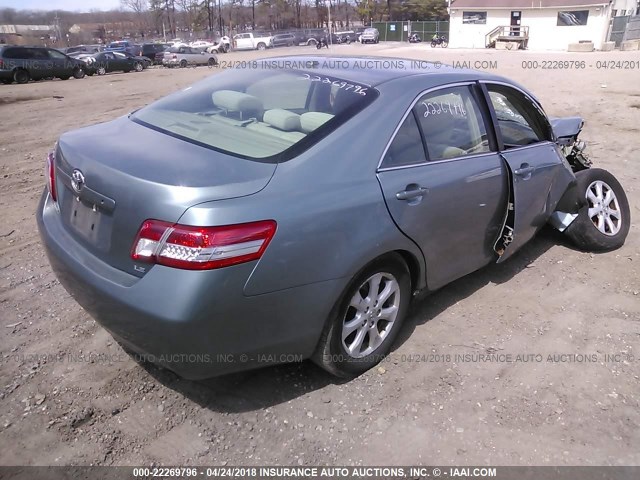 4T1BF3EK0BU594602 - 2011 TOYOTA CAMRY SE/LE/XLE BLUE photo 4