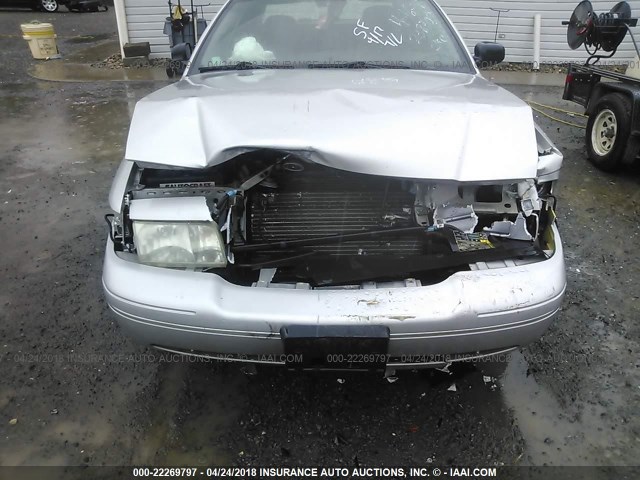 2FAFP74W64X163942 - 2004 FORD CROWN VICTORIA LX SILVER photo 6