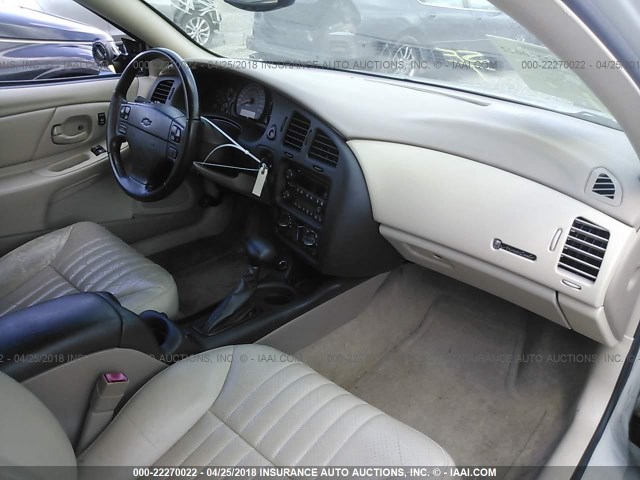 2G1WX12K349371863 - 2004 CHEVROLET MONTE CARLO SS კრემისფერი ფოტო 5