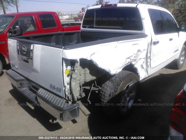 1N6AA07A47N204097 - 2007 NISSAN TITAN XE/SE/LE WHITE photo 6