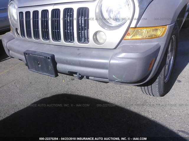 1J4GL48596W232660 - 2006 JEEP LIBERTY SPORT GRAY photo 6